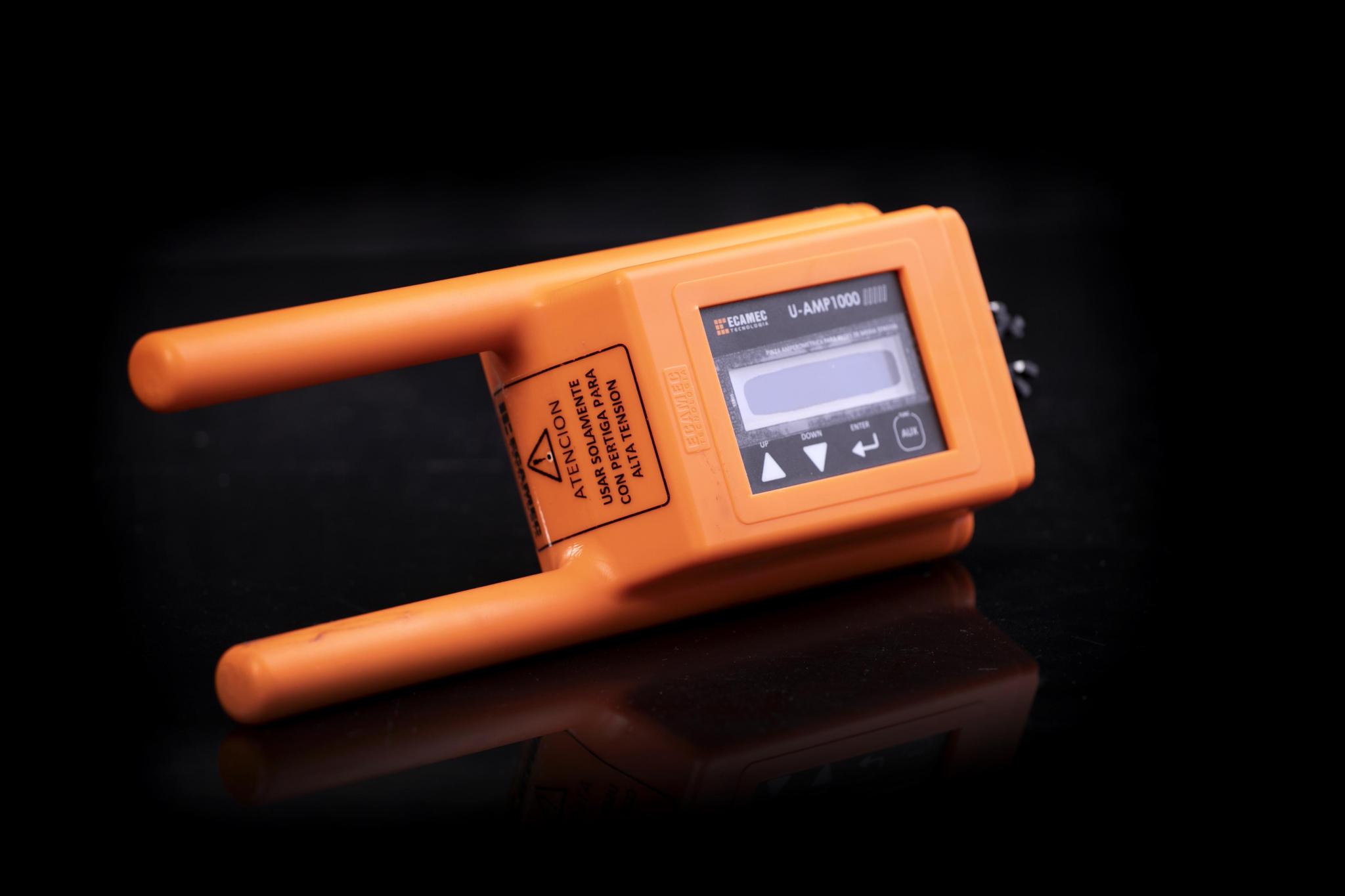 U-AMP1000
